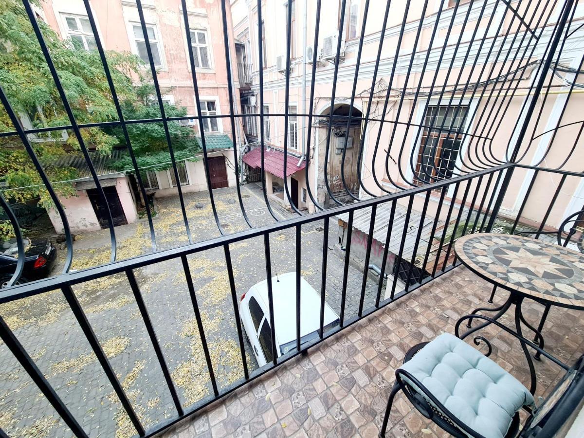 Center Of Odessa. Comfortable 2 Rooms Apartment Dış mekan fotoğraf